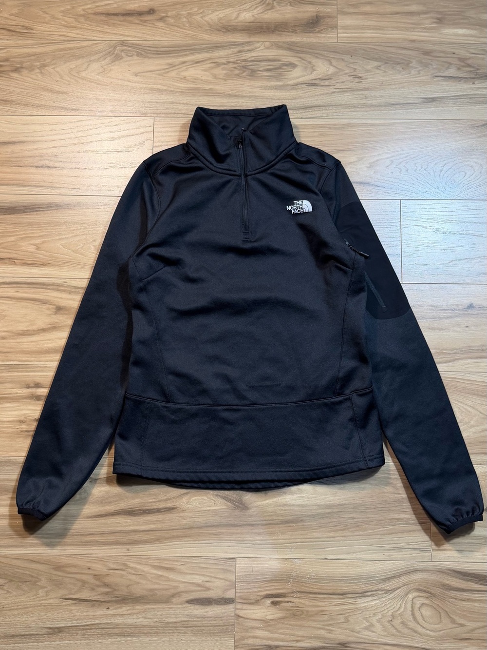 The North Face Black Quarter-Zip Pullover - Picture 1 of 5